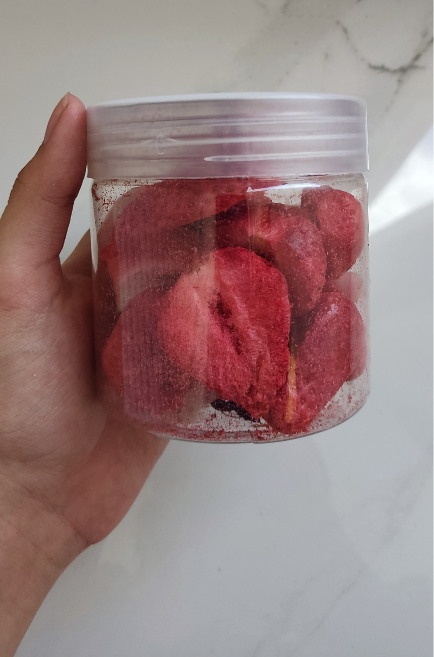 چیپس(کرانچی) توت فرنگی نگین